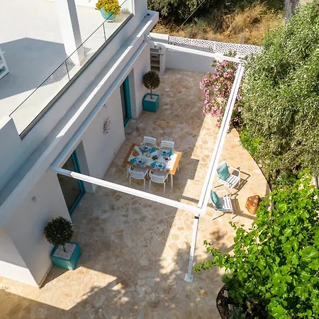 Villa Iremia By Thamnoi Living